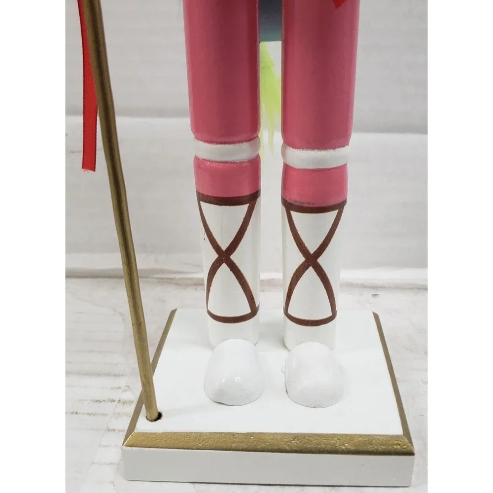 Wooden Christmas Nutcracker,14